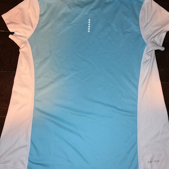 Workout tee - Picture 2 of 2